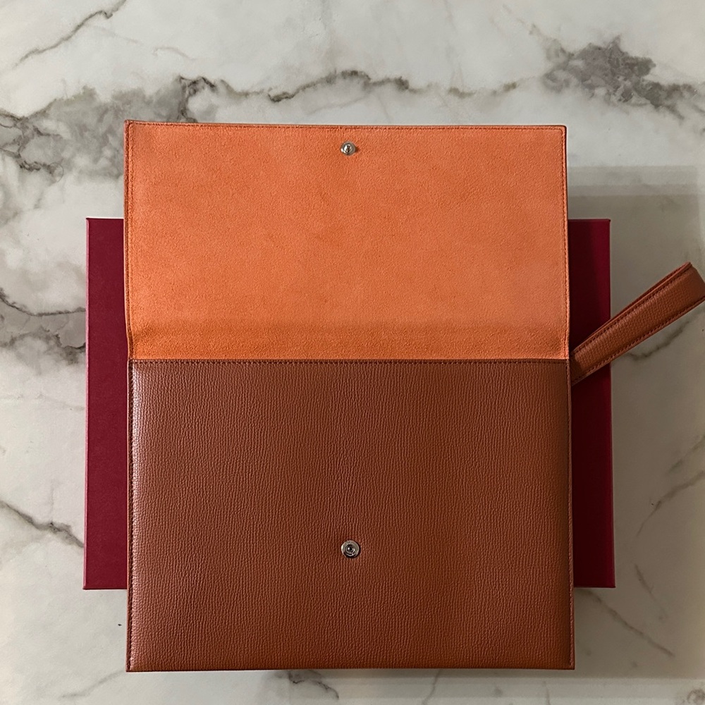 Salvatore Ferragamo Tan Leather Wristlet - Picture 2 of 4